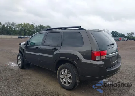 2010 Mitsubishi Endeavor Ls z USA, uszkodzony, nr VIN 4A4JN2AS7AE016128